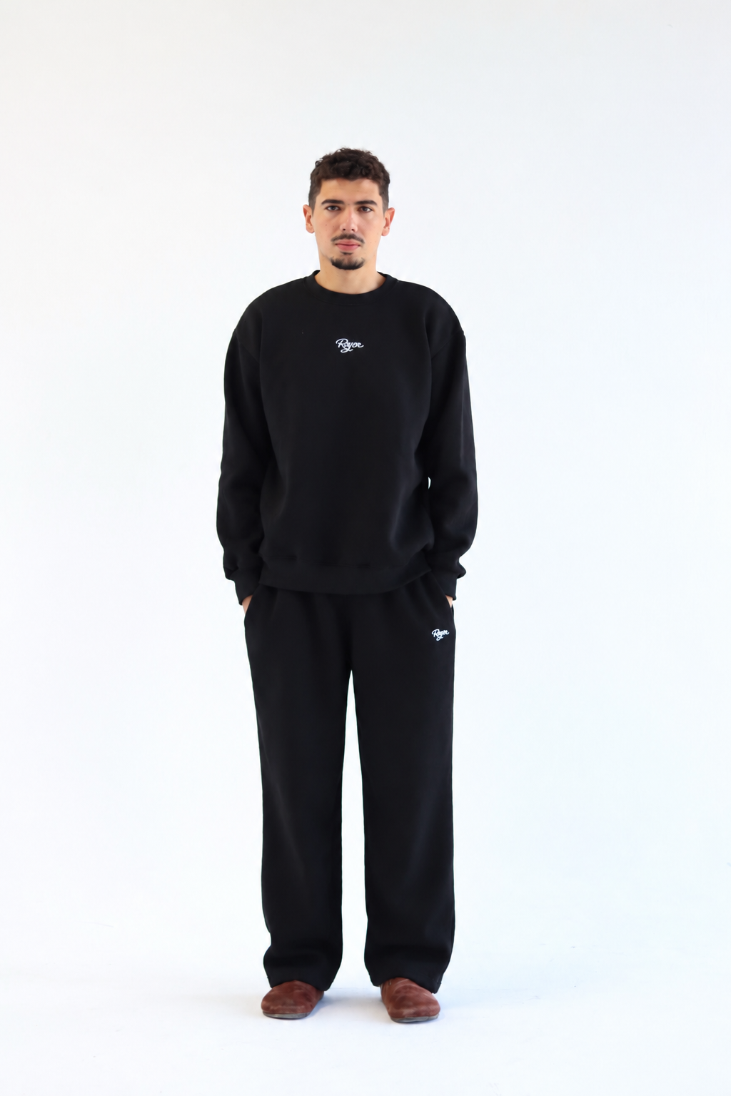 Set - Black